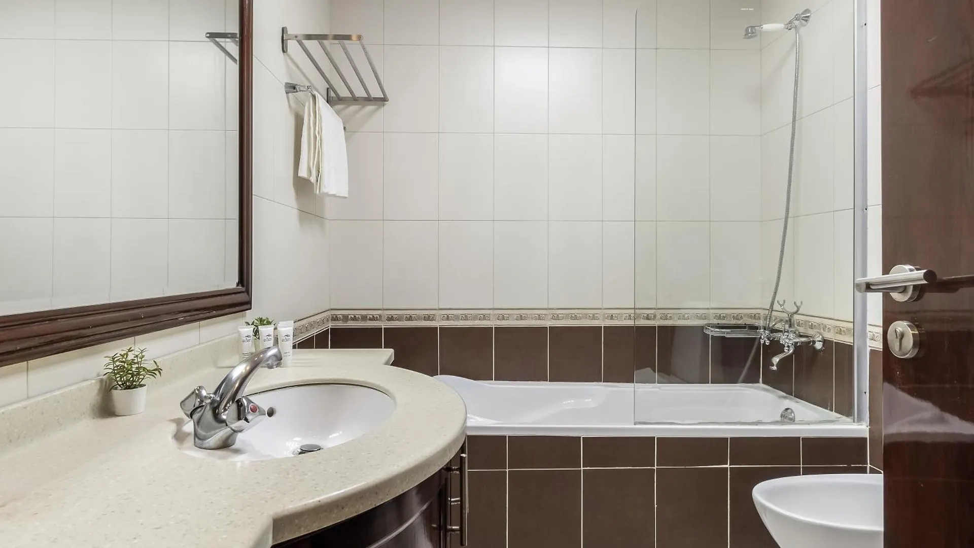 Spacious 3 Bedroom Newly Furnished - Dubai Marina 0*,