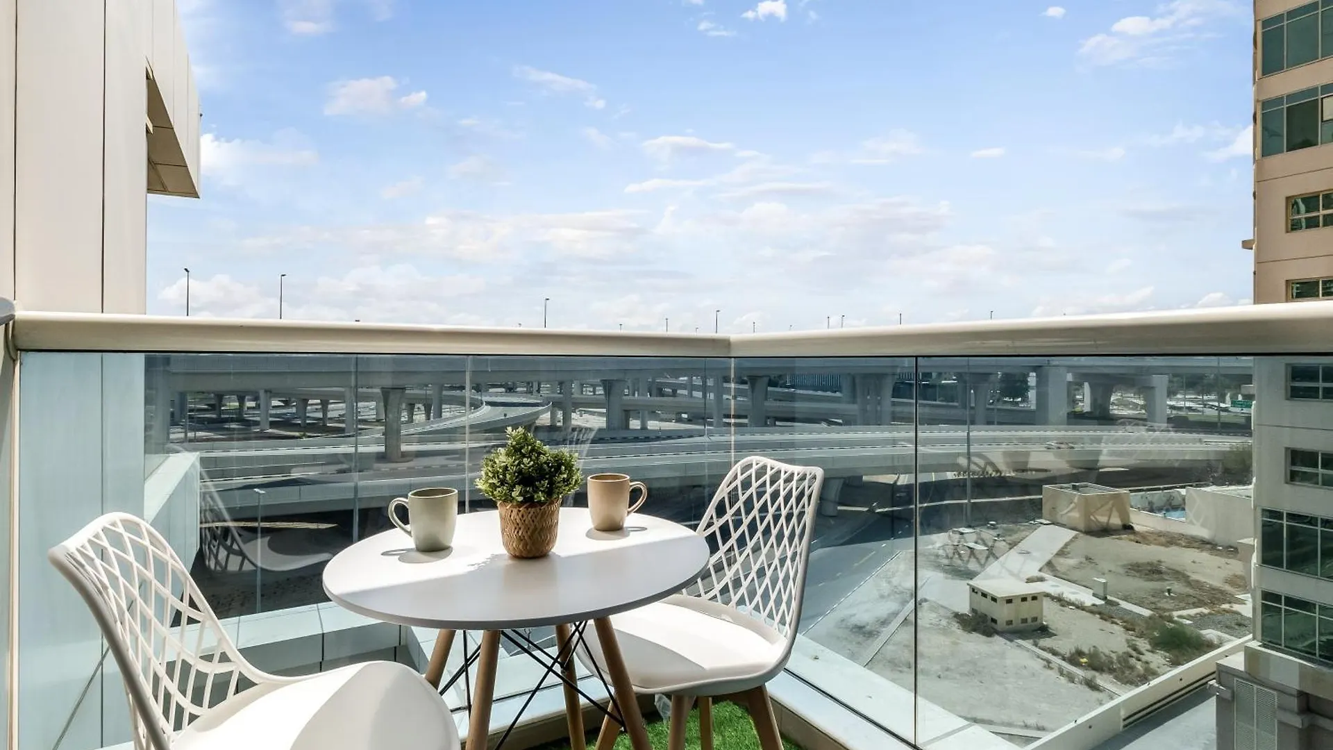 Spacious 3 Bedroom Newly Furnished - Dubai Marina 0*,